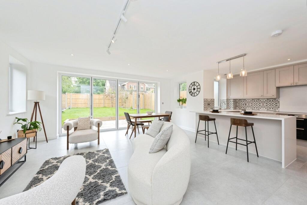 Main image of property: Kennel Close, Fetcham, Leatherhead, Surrey, KT22