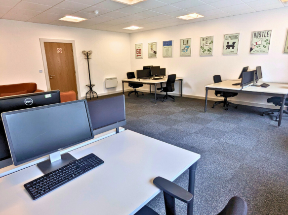 500 sqft office