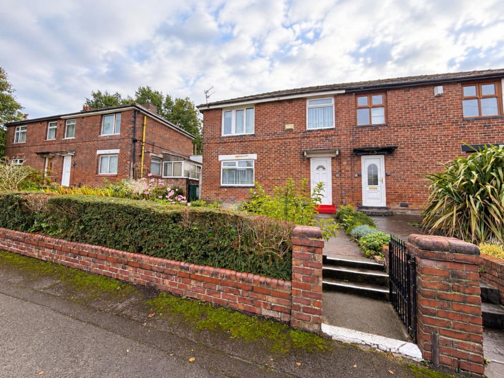Main image of property: Ringwood Avenue, Radcliffe, Manchester