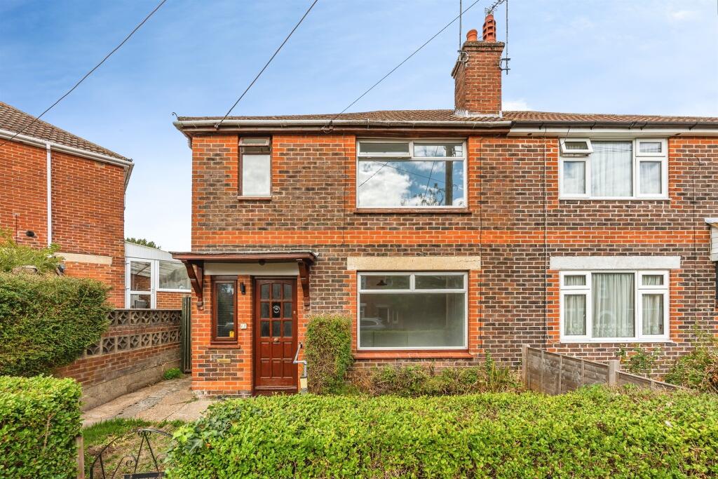 Main image of property: Longmead Avenue, Bishopstoke, Eastleigh