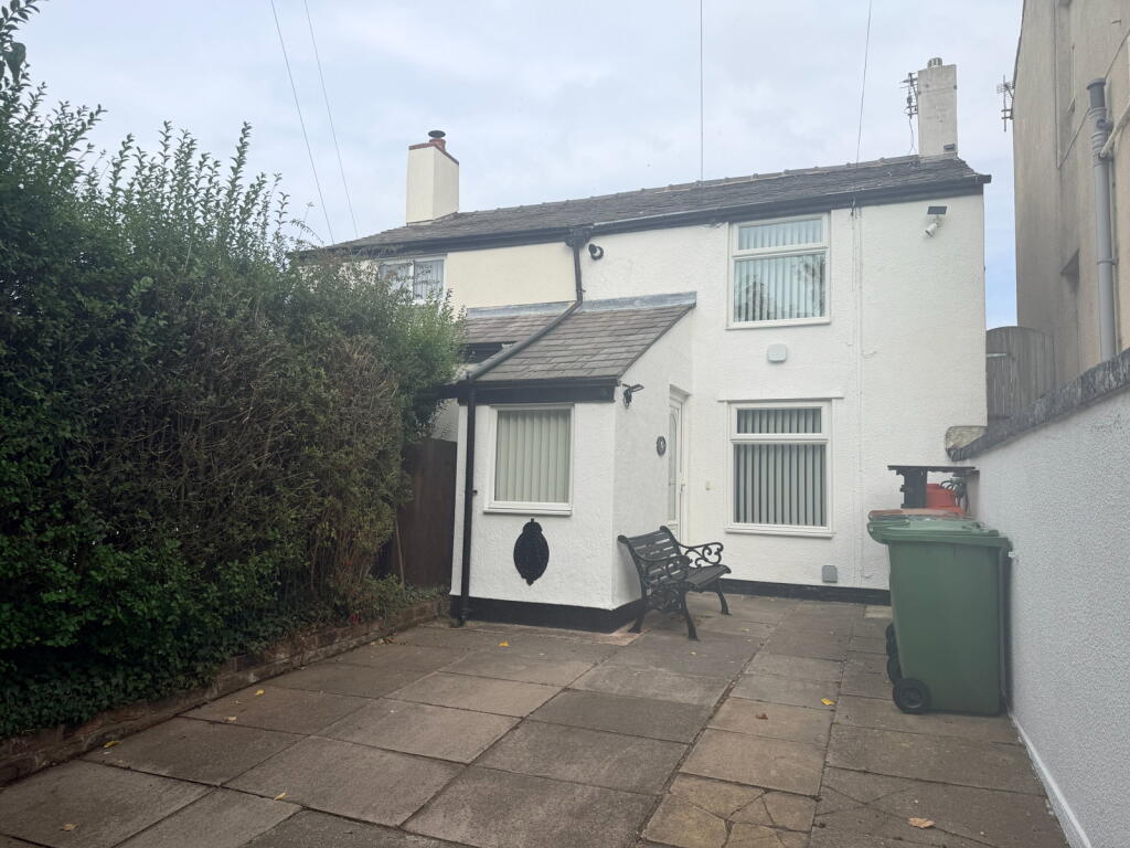 Main image of property: Rock Lane, Melling, Liverpool, L31 1EP