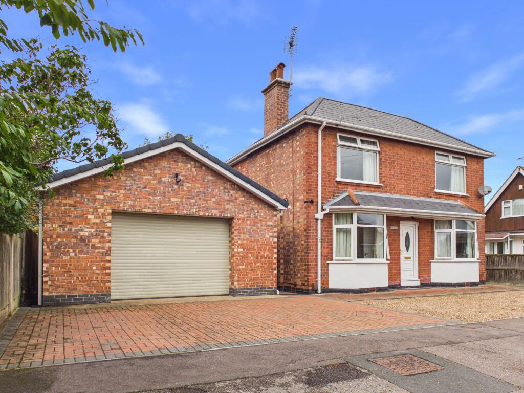 Main image of property: Doveridge Avenue, Carlton, Nottingham