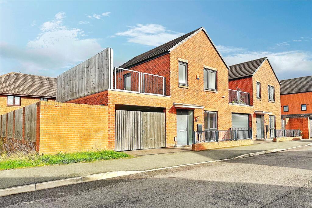 Main image of property: Silverdale Street, Openshaw, Manchester, Greater Manchester, M11