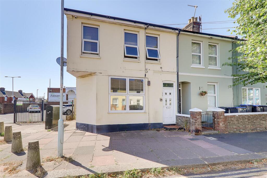 Main image of property: Southfield Road, Worthing, BN14