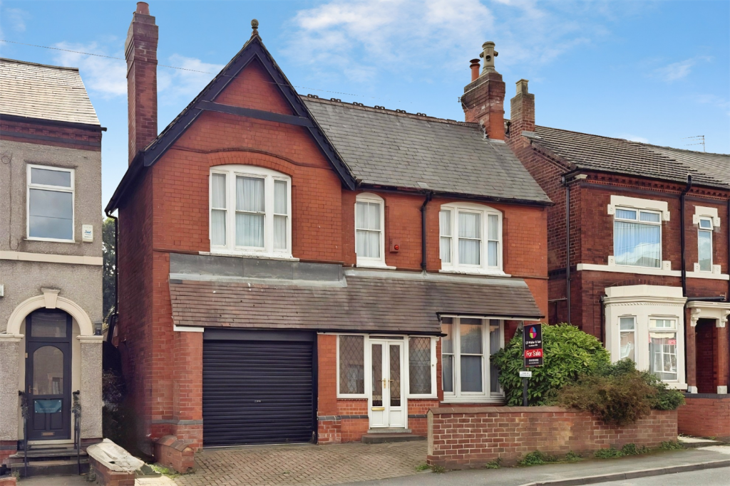 Main image of property: Derby Road, Sandiacre, NG10 5HU