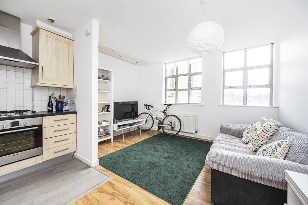 Main image of property: Somerford Grove, Stoke Newington, London, N16