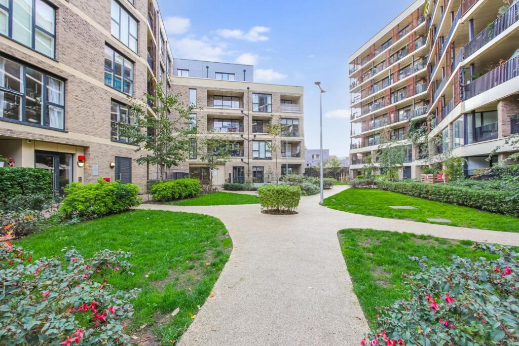 Main image of property: Scena Way, SE5 0BD