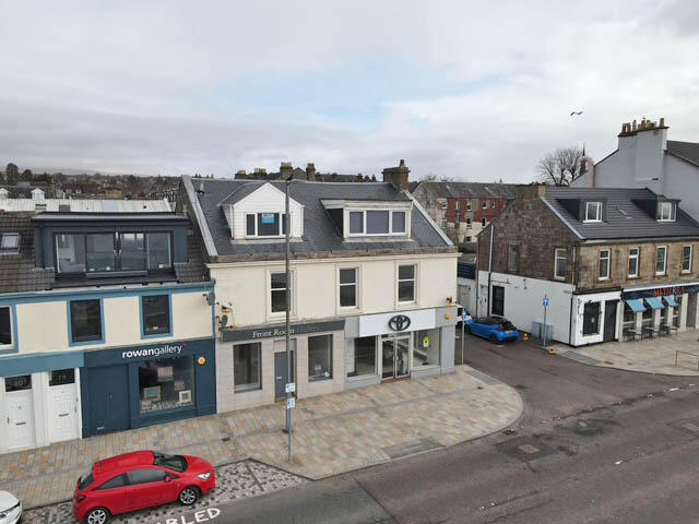 Main image of property: 1/2, 82 West Clyde Street, Helensburgh G84 8BB