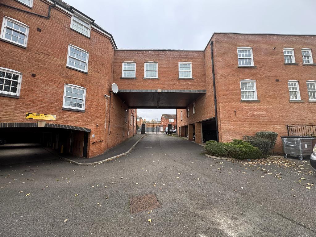 Main image of property: Silkweavers Mews, Rothwell, NN14 6FY