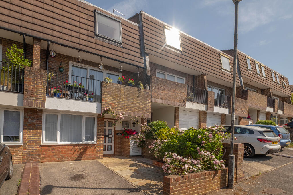 Main image of property: Heights Close, London, SW20