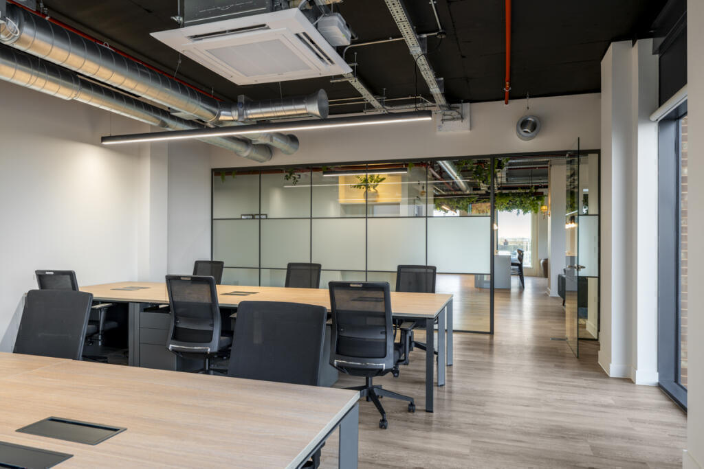 12 Person Office D