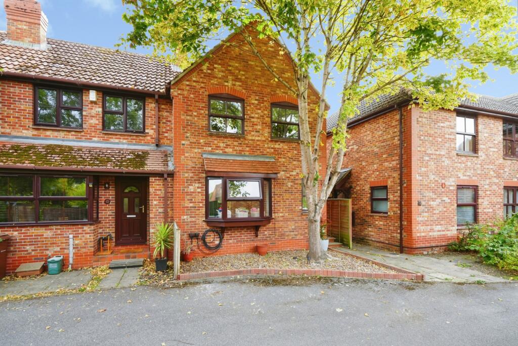 Main image of property: Midwinter Avenue, Milton, Abingdon, OX14