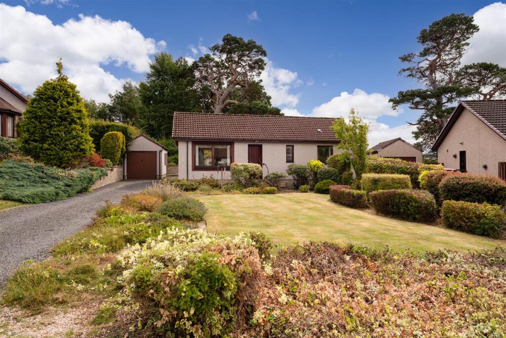 Main image of property: 12 Bennecourt Drive, Coldstream