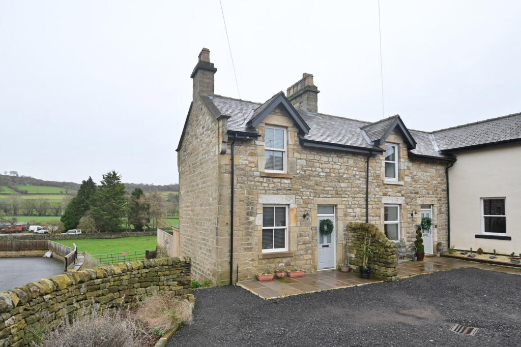 Main image of property: Dacre Banks, Harrogate, HG3 4ED