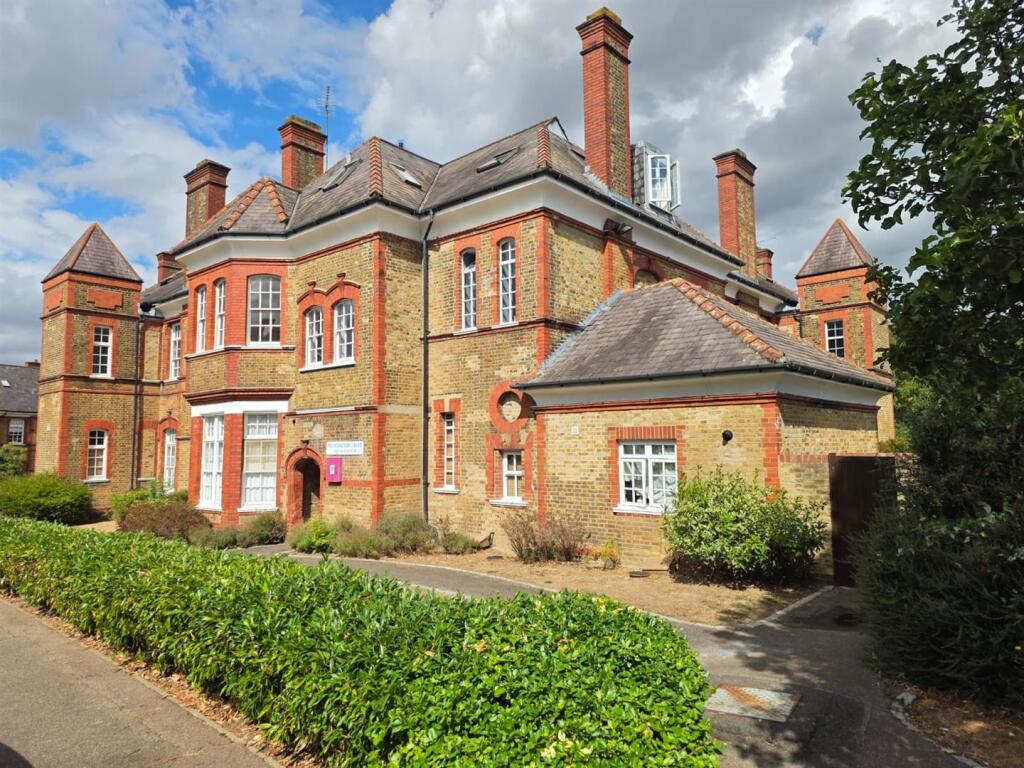 Main image of property: Pennington Drive, Winchmore Hill