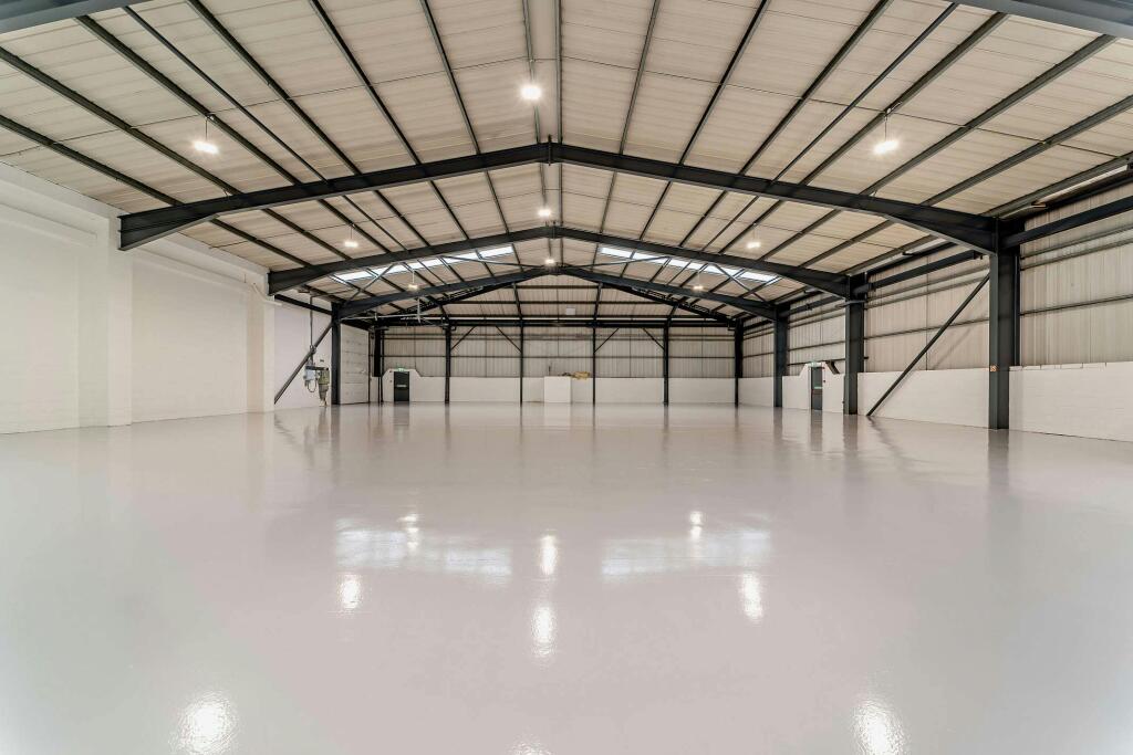 8705115-interior15-800.jpg