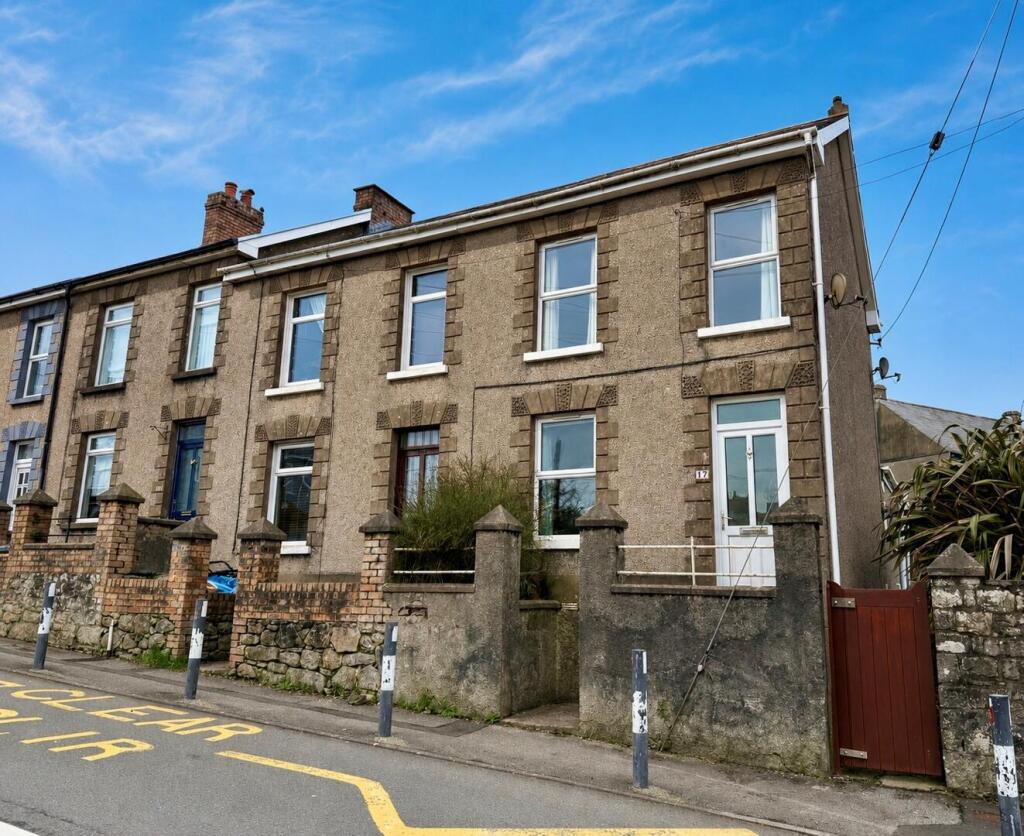 Main image of property: Heol Eglwys, Pen-Y-Fai, Bridgend