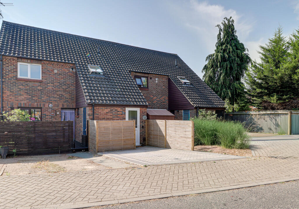 Main image of property: Burnside, St. Albans, Hertfordshire, AL1