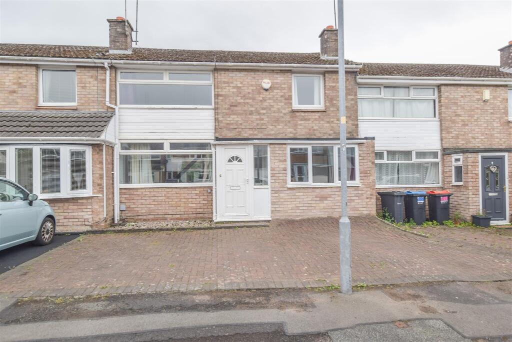 Main image of property: Meadow Close, Neston, Cheshire