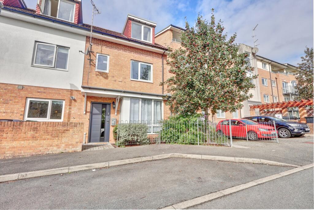 Main image of property: Hampden Way, High Wycombe, Buckinghamshire, HP13
