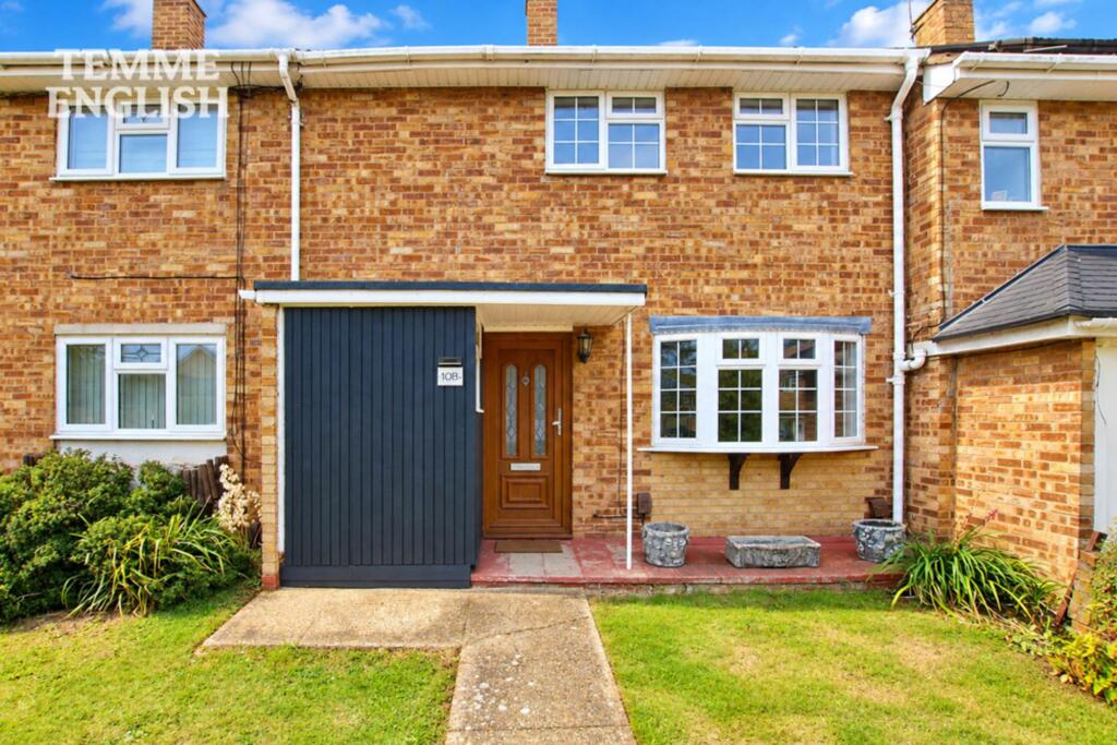 Main image of property: Methersgate, Basildon, SS14