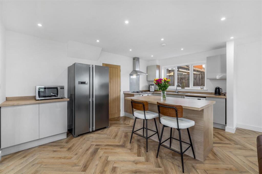 Main image of property: Middlegate Road, Frampton, Boston