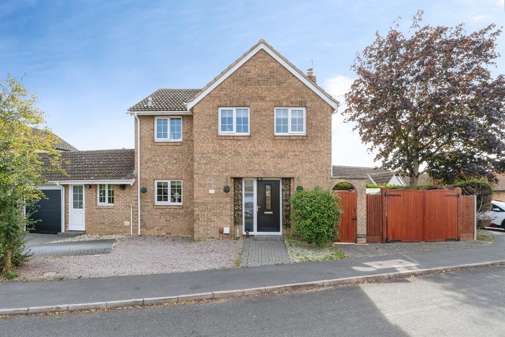 Main image of property: Atlantic Close, MARCH