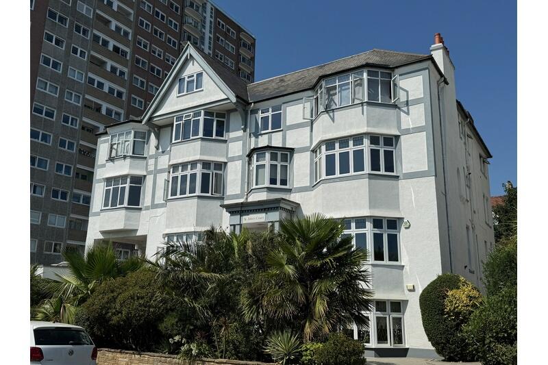 Main image of property: Westcliff Parade, Westcliff-on-Sea, Southend-on-Sea