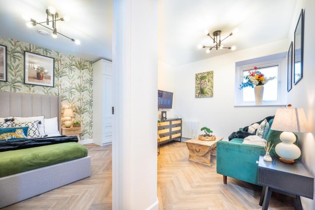 Main image of property: Flat 20, 61 Prospect Place, Swindon, Wiltshire, SN1