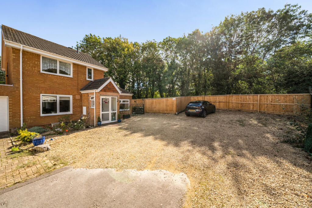Main image of property: Ashburnham Close, Freshbrook, Swindon