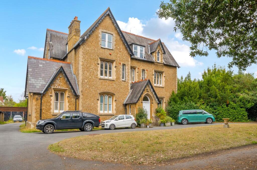 Main image of property: Cross Lanes, Guildford