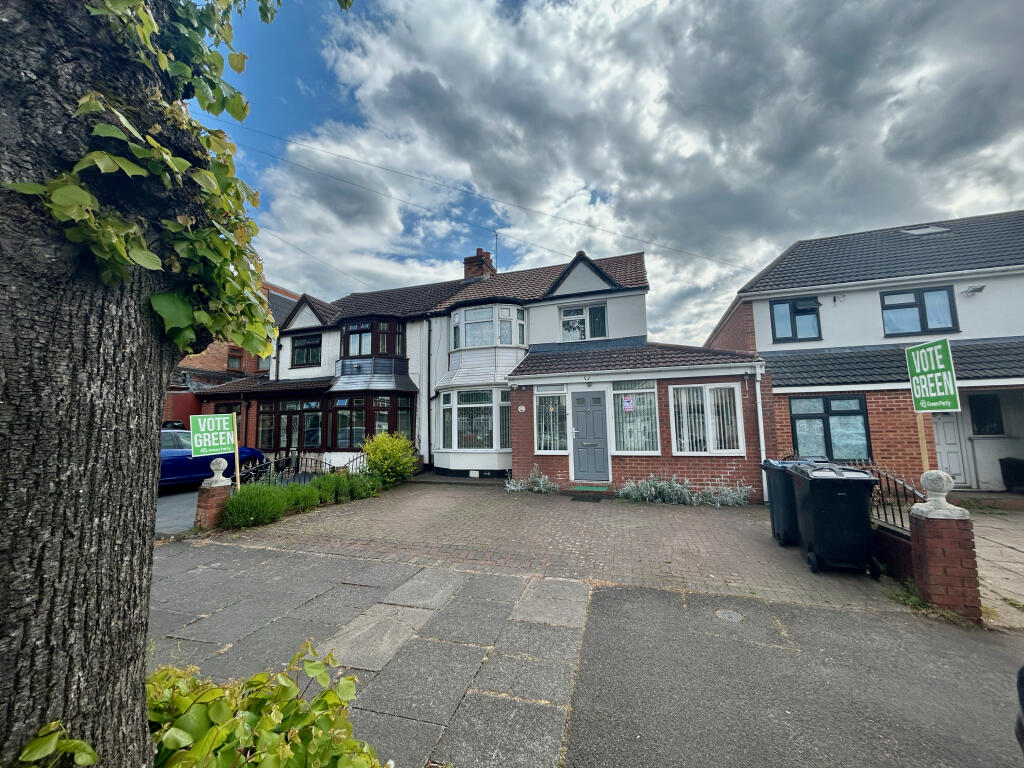 Main image of property: Shaftmoor Lane, Birmingham, B28