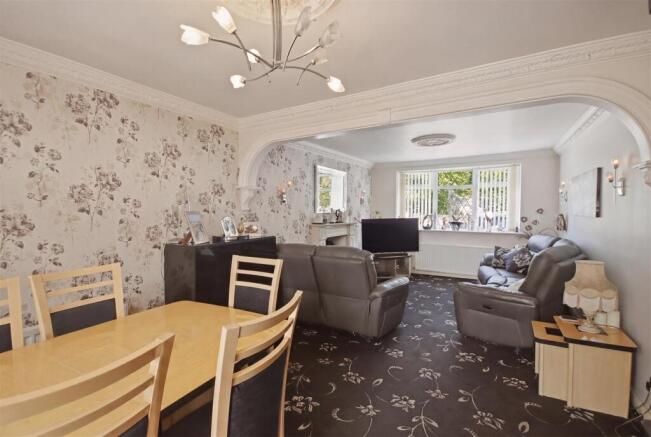 Open Plan Living/Dining Room