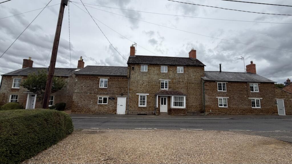 Main image of property: Field View Farmhouse, Banbury Road, Adstone, West Northamptonshire