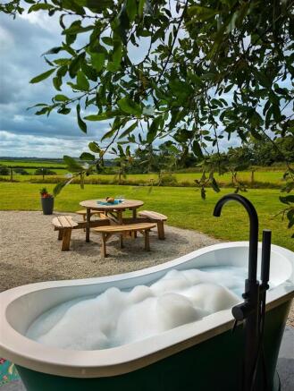 Outdoor Bath