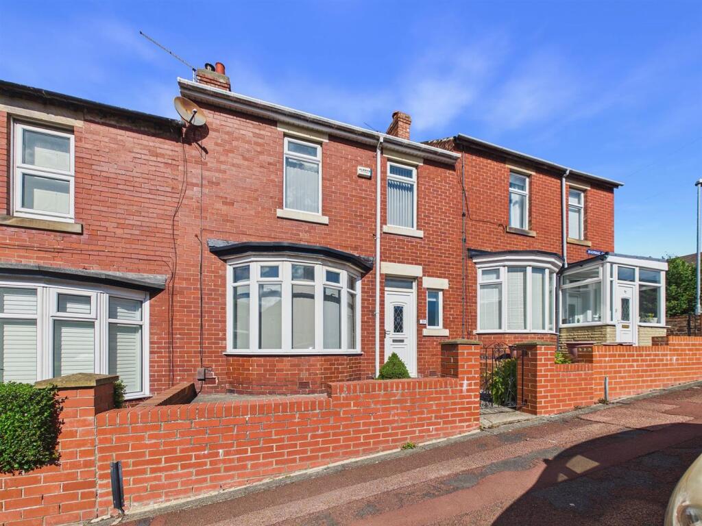 Main image of property: Holyoake Gardens, Low Fell