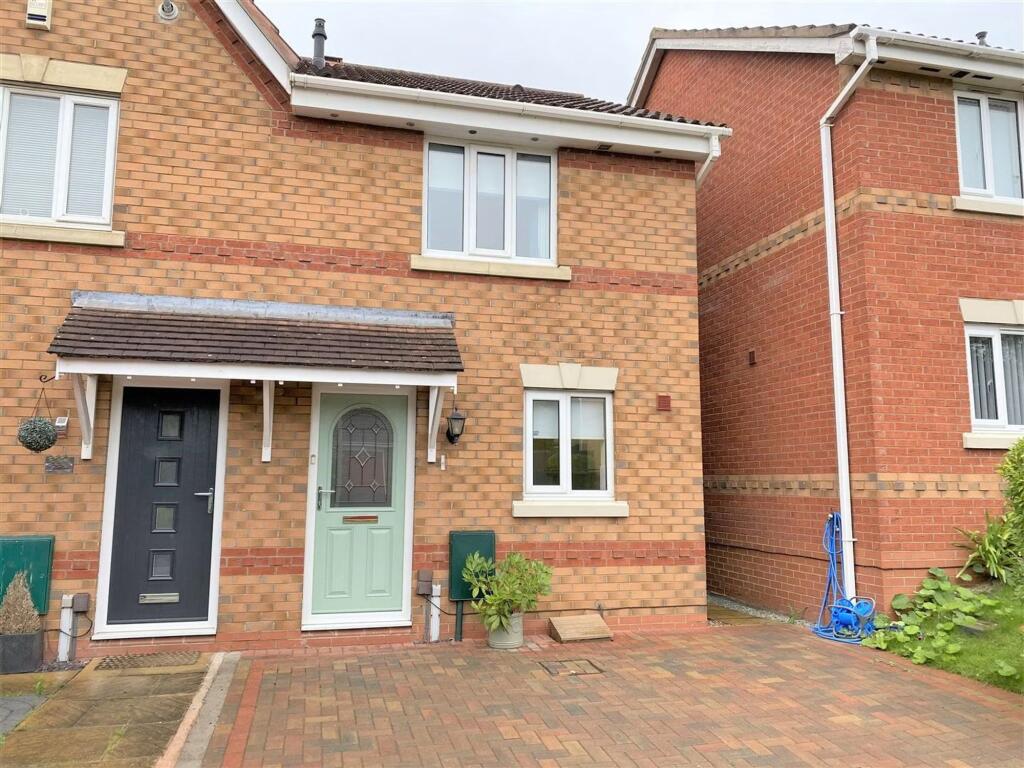 Main image of property: Low Valley Close, Ketley, TF1