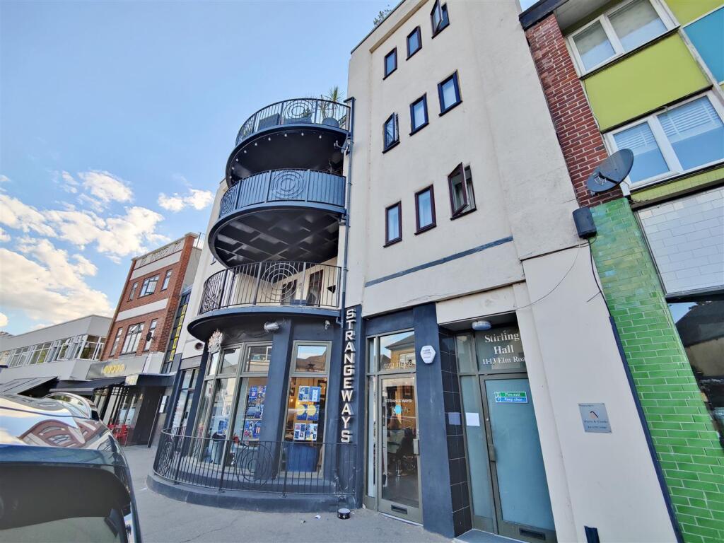 Main image of property: Stirling Hall, 11-13 Elm Road, Leigh On Sea