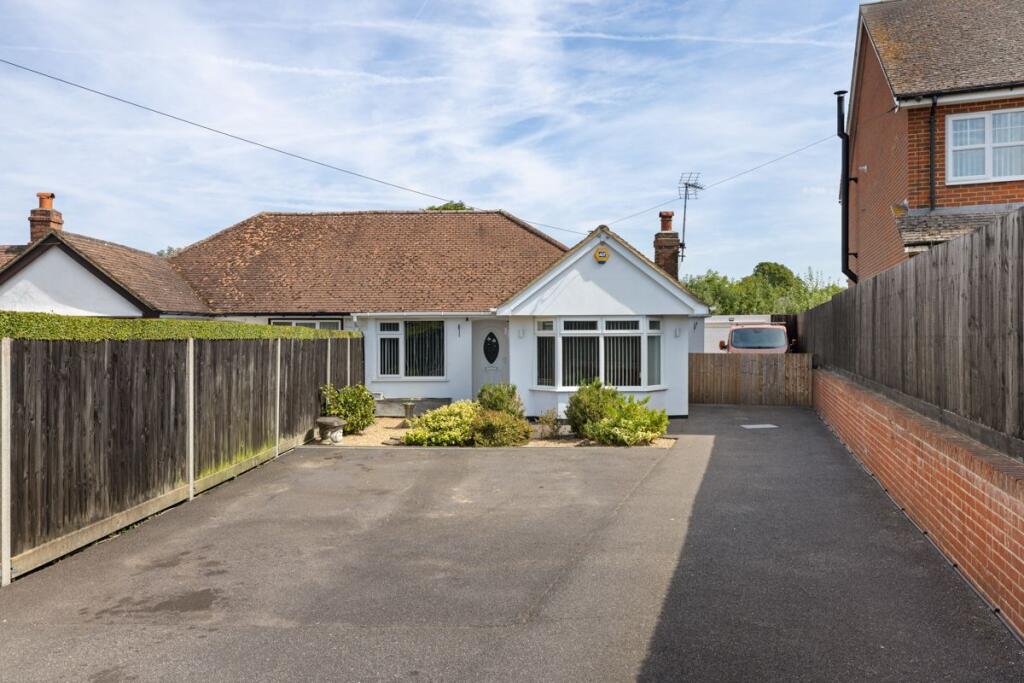 Main image of property: Carfax Avenue, Farnham