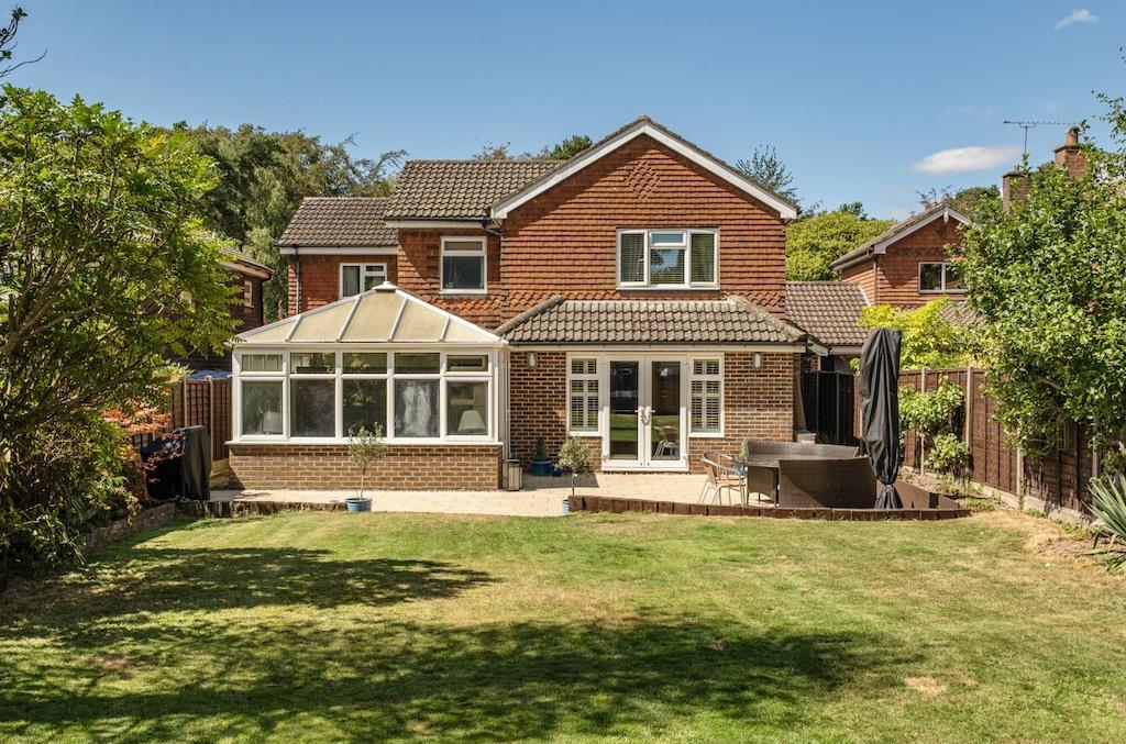 Main image of property: Newlands Park, Copthorne, Crawley