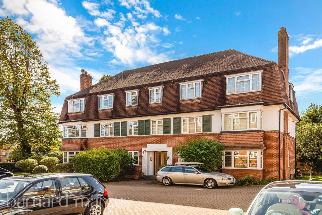 Main image of property: Hook Road, Surbiton