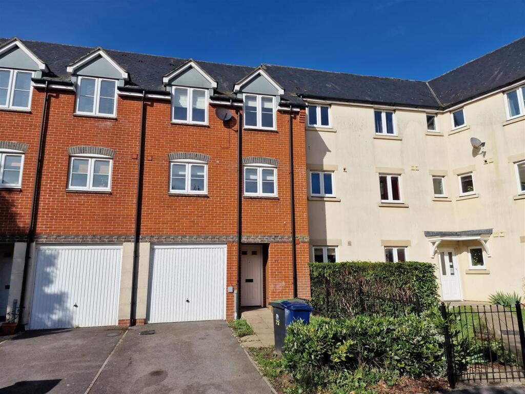 Main image of property: Oake Woods, Gillingham