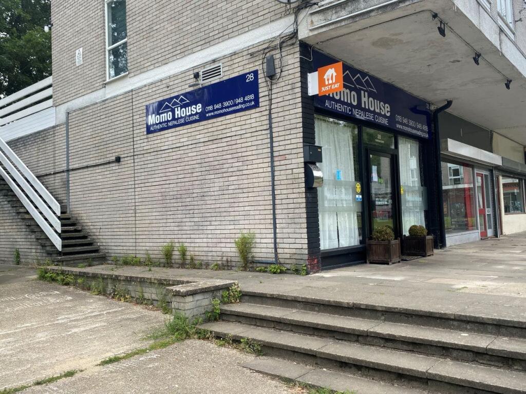 Main image of property: 28 Farnham Drive, Caversham Park Village, Reading, RG4 6NY