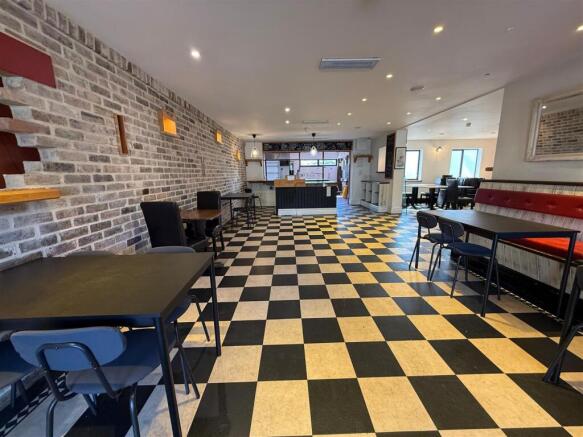 Dukes Cafe-13.jpg