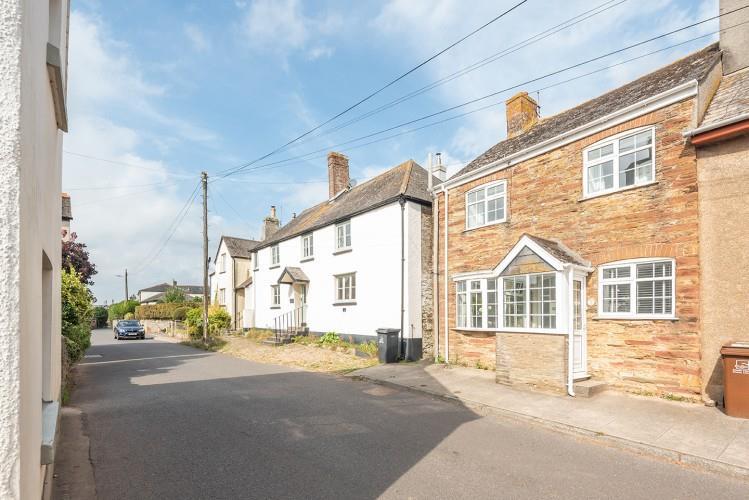 Main image of property: Chillington, Kingsbridge