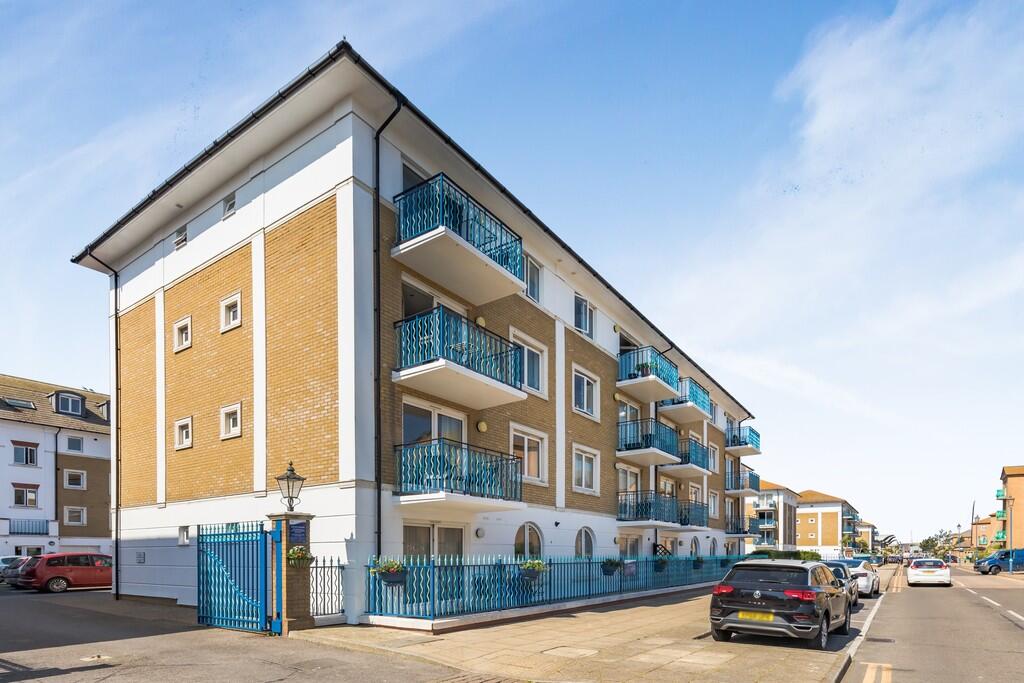 Main image of property: Collingwood Court, Brighton Marina Village