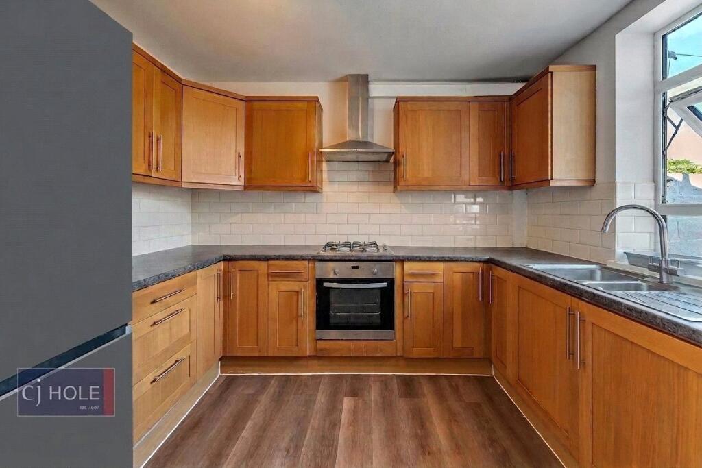 Main image of property: Hanham Road, Bristol, Gloucestershire, BS15