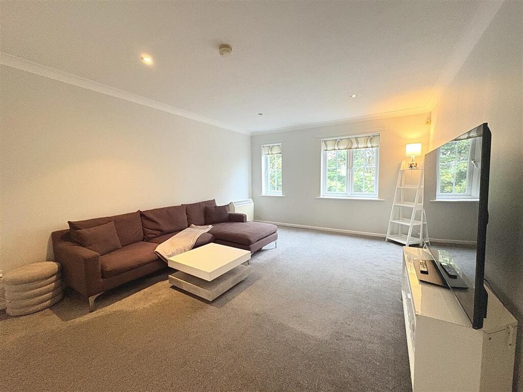 Main image of property: Rowes Mews, St Peters Basin