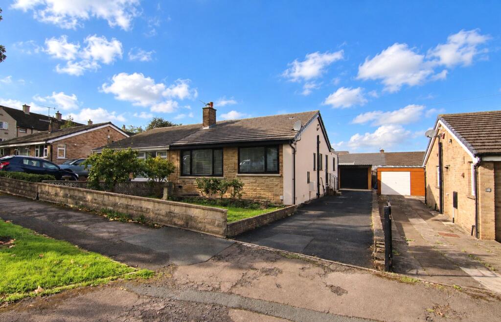 Main image of property: Parkway, Steeton, BD20