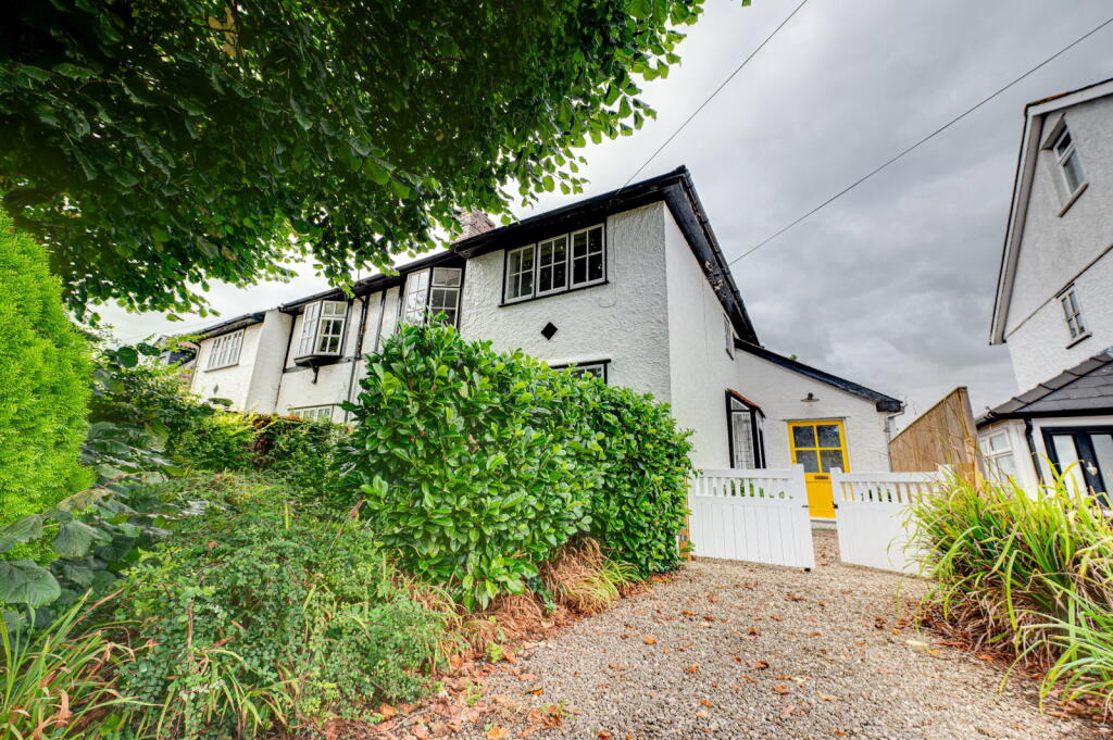 Main image of property: Ty Wern Road, Rhiwbina, Cardiff, CF14 6AA